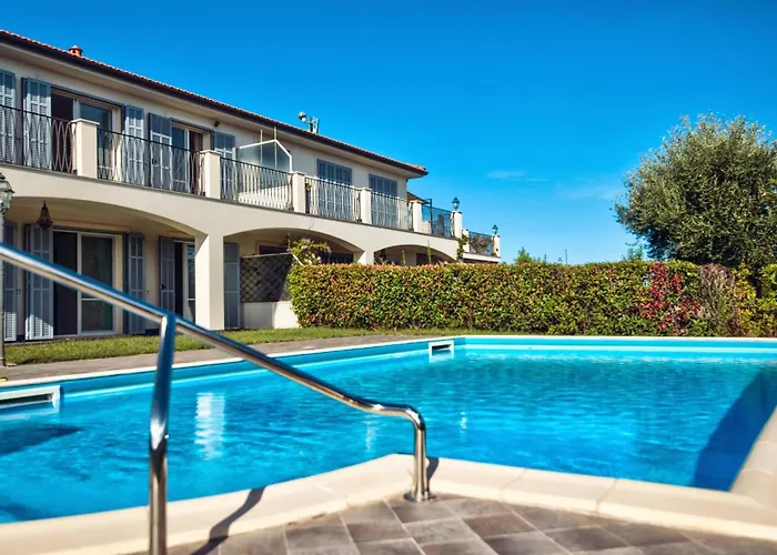 Villa Lucia Riviera Dei Fiori, Sea-View And Pool